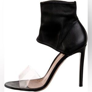 Gianvito Rossi Black High Heels Made It Italy